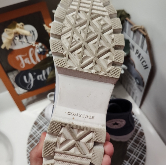 😍EUC Converse Chuck Taylor All Star High Top Lugged Lace Up Sneakers, Navy Blue - Picture 11 of 15